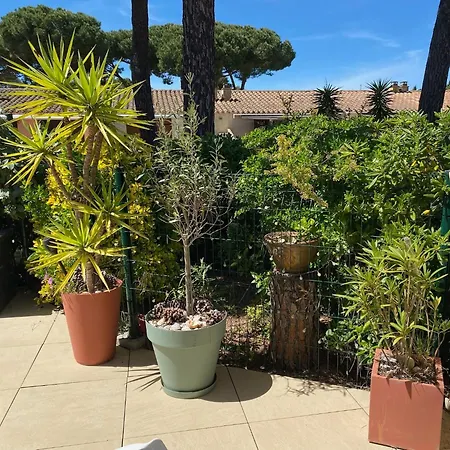 Le Coin Des Cigales - Piscine - Parking - Proche Village Naturiste - Histoire De Clés Apartamento