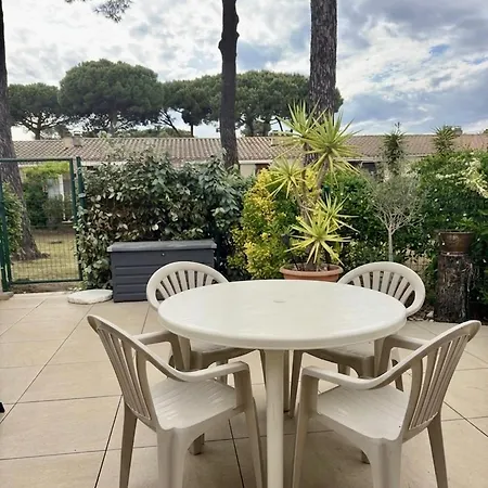 Le Coin Des Cigales - Piscine - Parking - Proche Village Naturiste - Histoire De Clés Apartamento